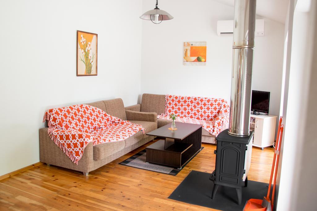 Ramybes Uostas Guest House Svedriske Ngoại thất bức ảnh