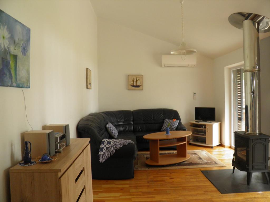 Ramybes Uostas Guest House Svedriske Ngoại thất bức ảnh